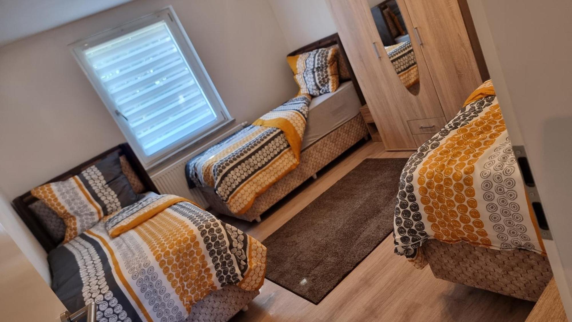 Ferienwohnung Balkan 에르푸르트 외부 사진